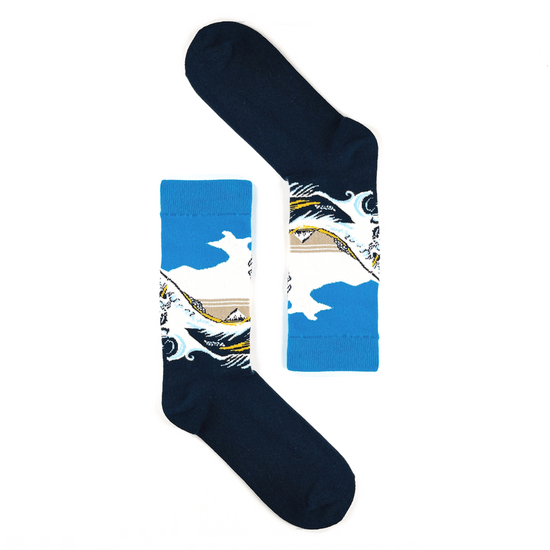 the-great-wave-off-kanagawa-socks.jpg