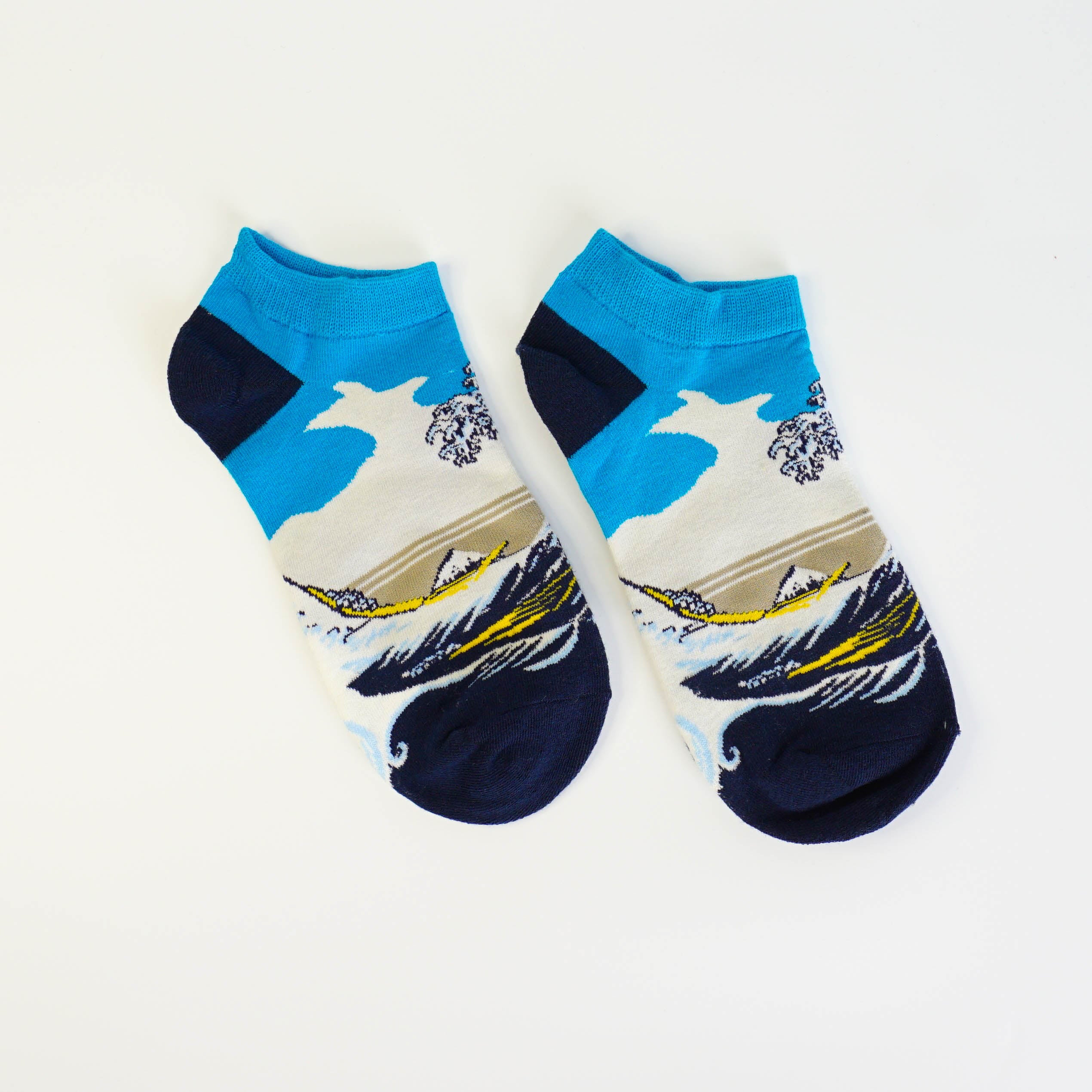 The great wave off Kanagawa ankle socks